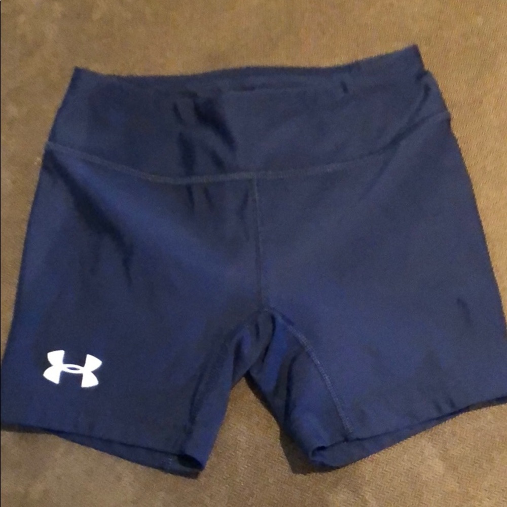Girls UnderArmour shorts. Size Small. Dark blue!